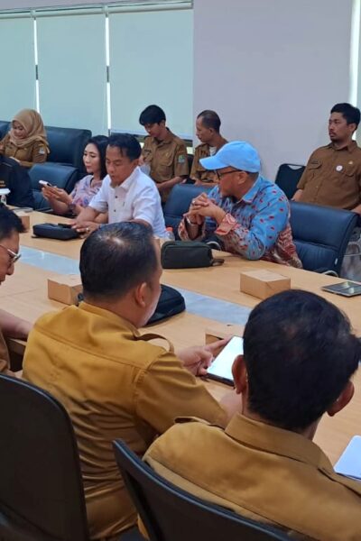 Komisi IV DPRD Kota Bekasi bersama eksekutif saat uji petik.