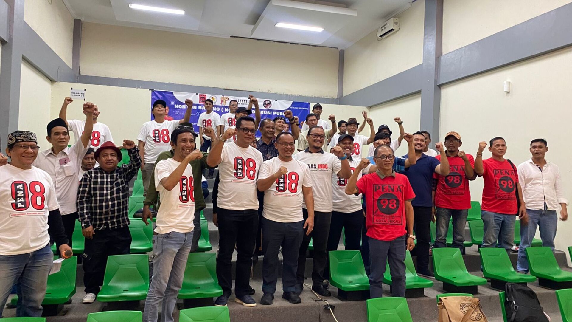 Ketua DPRD Kota Bekasi Nobar Film Gerakan Mahasiswa 1998