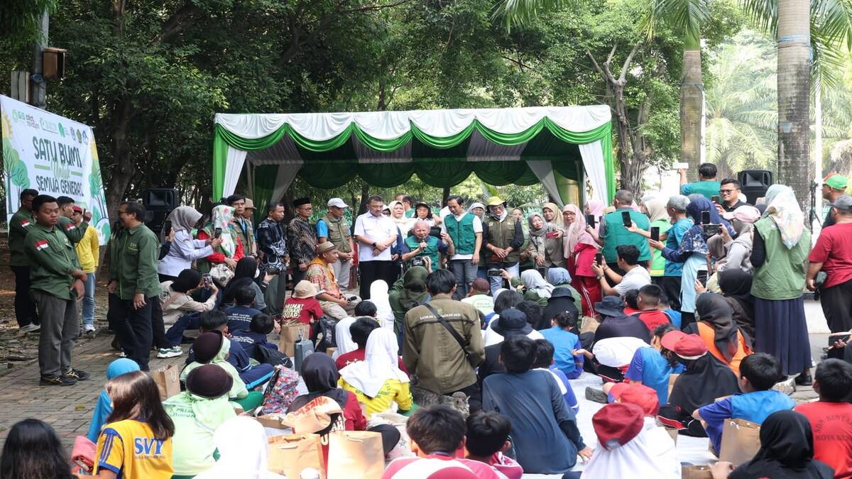 Harris Bobihoe Ajak Generasi Muda Peduli Lingkungan