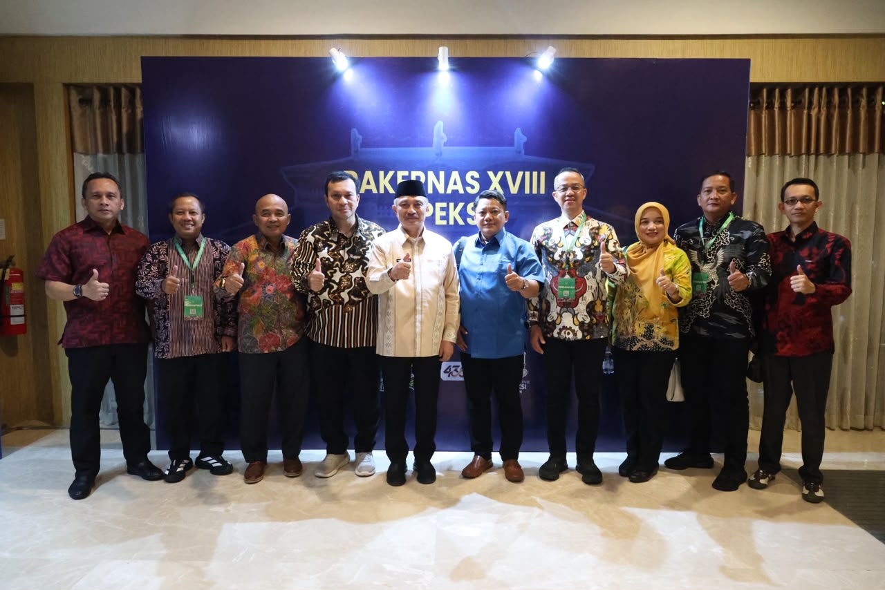Wakil Wali Kota Bekasi Abdul Harris Bobihoe menghadiri pembukaan Rakernas XVIII APEKSI 2026 di Kota Medan.