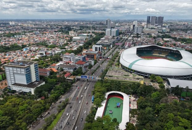 Panorama udara Stadion Patriot Candrabhaga sebagai pusat pengembangan sport city Kota Bekasi.