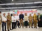 Wali Kota Bekasi Tri Adhianto membuka Job Fair Kota Bekasi 2026 di Mega Bekasi.