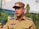 Wali Kota Bekasi Tri Adhianto menginstruksikan ASN mendampingi anak pada hari pertama masuk sekolah.