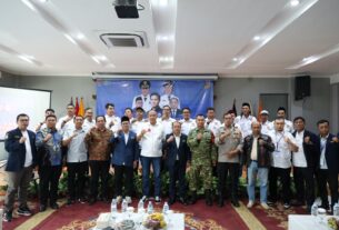 Wali Kota Bekasi Buka Temu Karya Karang Taruna
