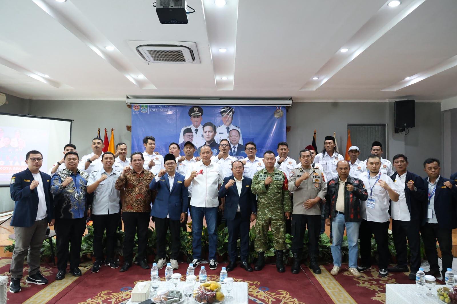 Wali Kota Bekasi Buka Temu Karya Karang Taruna